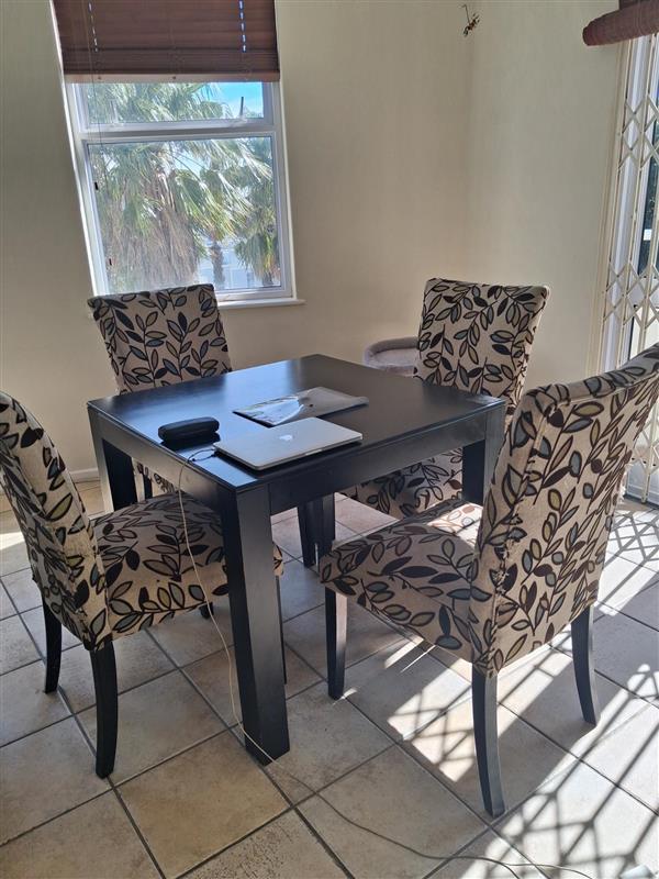 To Let 2 Bedroom Property for Rent in Vredehoek Western Cape